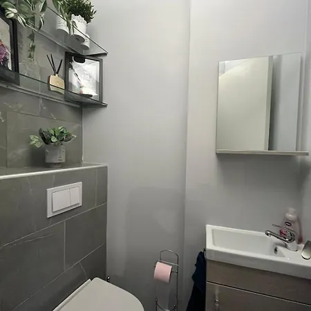 Les Bouleaux Yourhosthelper *